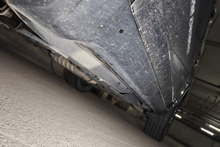 Used Jeep Grand Cherokee 2014 3.0L Comfort Navigation Edition Chassis Front Left