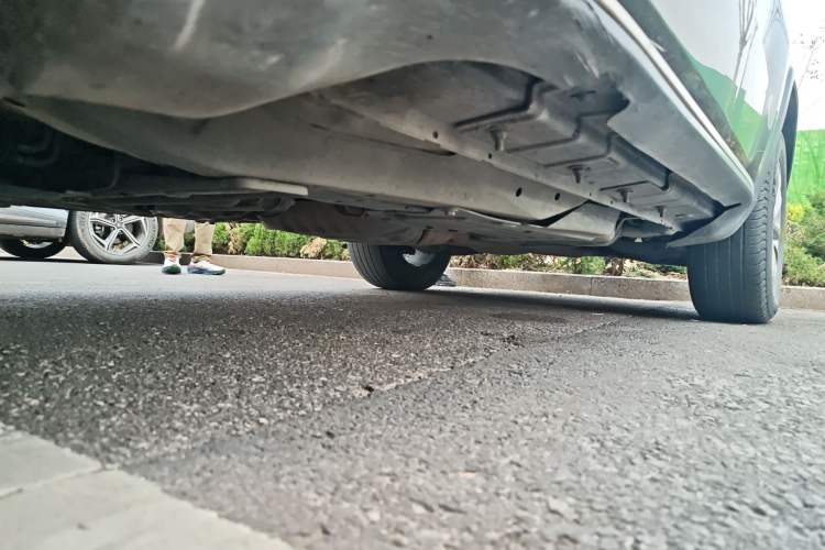 Used Jeep Grand Cherokee 2014 3.0L Comfort Navigation Edition Chassis Front Left