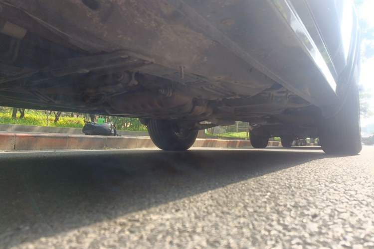 Used Jeep Grand Cherokee 2014 3.6L Elite Navigation Edition Chassis Front Left