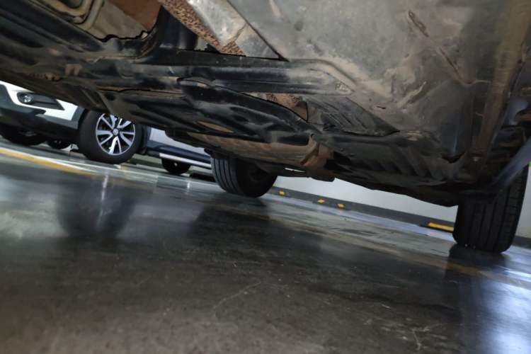 Used Jeep Grand Cherokee 2014 3.6L Elite Navigation Edition Chassis Front Left