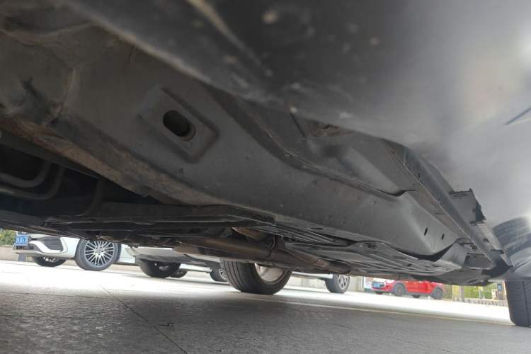Used Jeep Grand Cherokee 2014 3.6L Comfort Navigation Edition Chassis Front Left