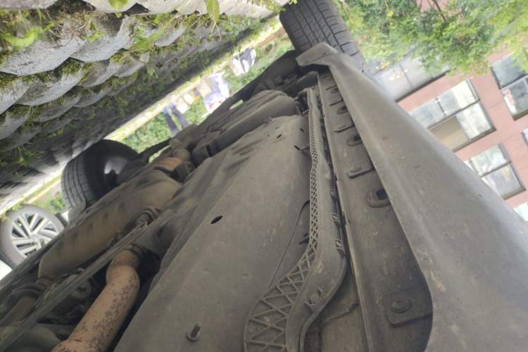Used Jeep Grand Cherokee 2014 3.6L Elite Navigation Edition Chassis Front Right