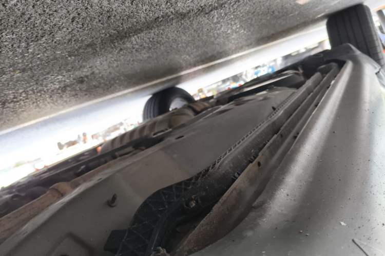 Used Jeep Grand Cherokee 2014 3.6L Elite Navigation Edition Chassis Front Right