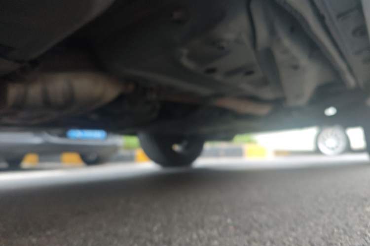Used Jeep Grand Cherokee 2014 3.6L Elite Navigation Edition Chassis Front Right