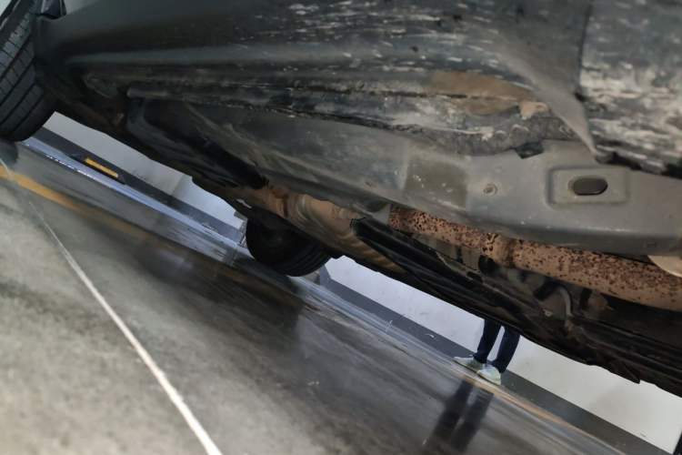 Used Jeep Grand Cherokee 2014 3.6L Elite Navigation Edition Chassis Front Right
