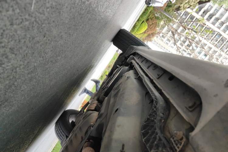 Used Jeep Grand Cherokee 2014 3.6L Elite Navigation Edition Chassis Front Right