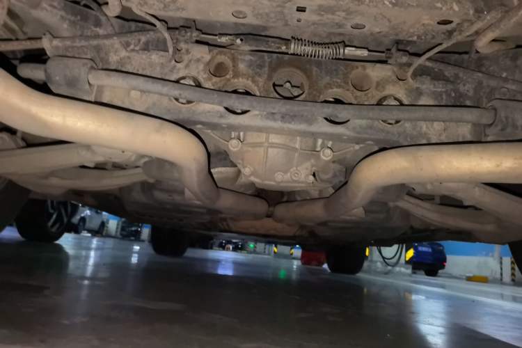 Used Jeep Grand Cherokee 2014 3.6L Elite Navigation Edition Chassis Rear
