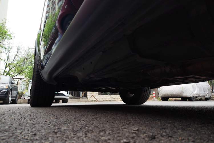Used Jeep Grand Cherokee 2014 3.6L Elite Navigation Edition Chassis Rear Left