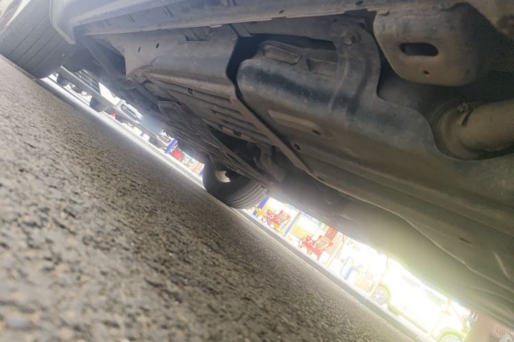 Used Jeep Grand Cherokee  Chassis Rear Left