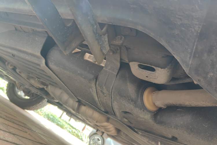 Used Jeep Grand Cherokee 2014 3.6L Elite Navigation Edition Chassis Rear Left