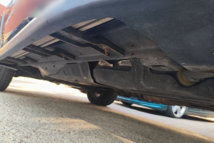 Used Jeep Grand Cherokee 2014 3.6L Elite Navigation Edition Chassis Rear Left
