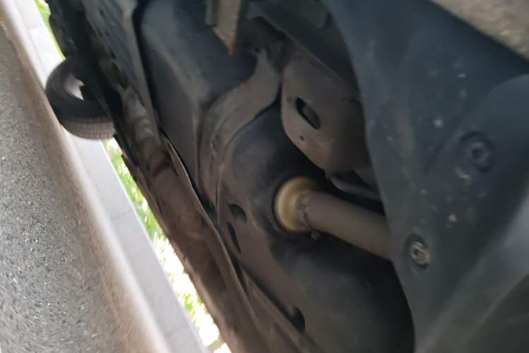 Used Jeep Grand Cherokee 2014 3.0L Comfort Navigation Edition Chassis Rear Left
