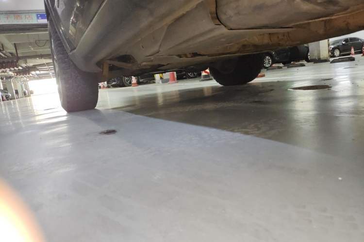 Used Jeep Grand Cherokee 2014 3.0TD Diesel Comfort Navigation Version Chassis Rear Left