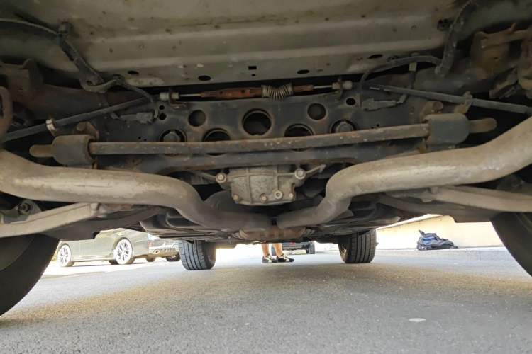 Used Jeep Grand Cherokee 2014 3.6L Elite Navigation Edition Chassis Rear
