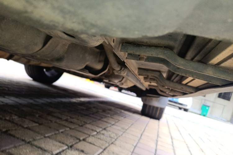 Used Jeep Grand Cherokee 2014 3.6L Elite Navigation Edition Chassis Rear Right