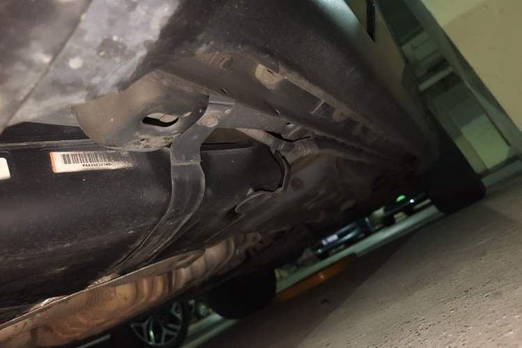 Used Jeep Grand Cherokee 2014 3.6L Elite Navigation Edition Chassis Rear Right
