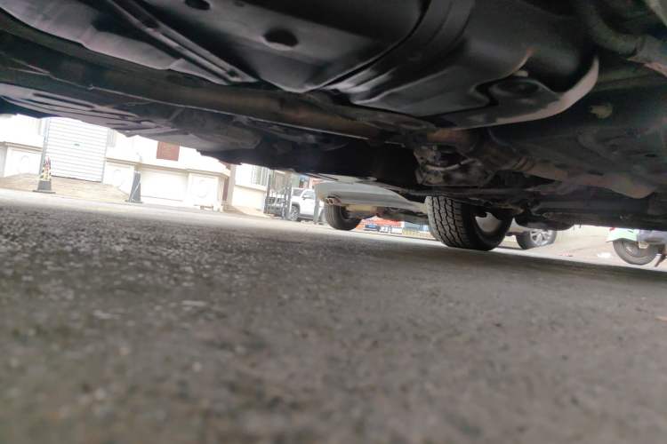 Used Jeep Grand Cherokee 2014 3.0TD Diesel Comfort Navigation Version Chassis Rear Right