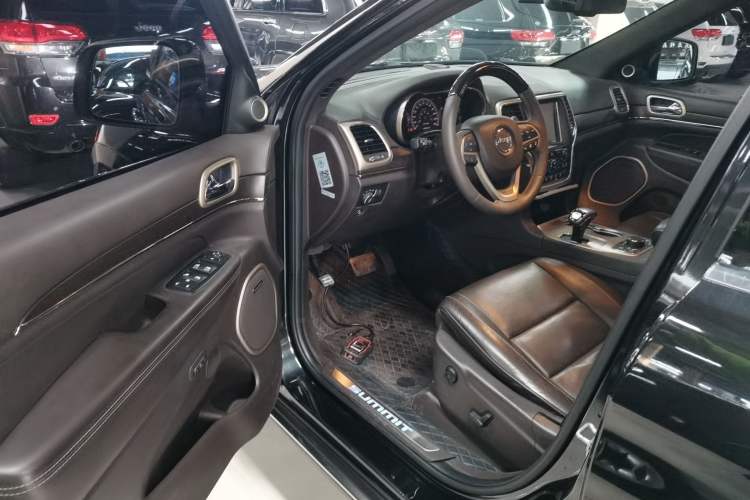 Used Jeep Grand Cherokee 2014 3.0L Flagship Zunyue Edition Driver Seat