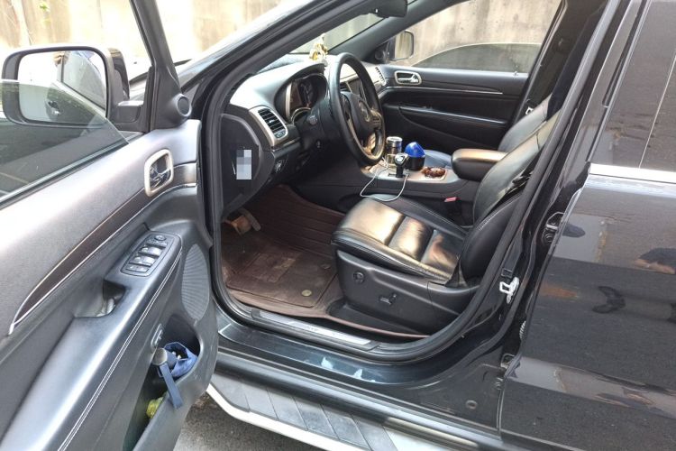 Used Jeep Grand Cherokee  Driver Seat