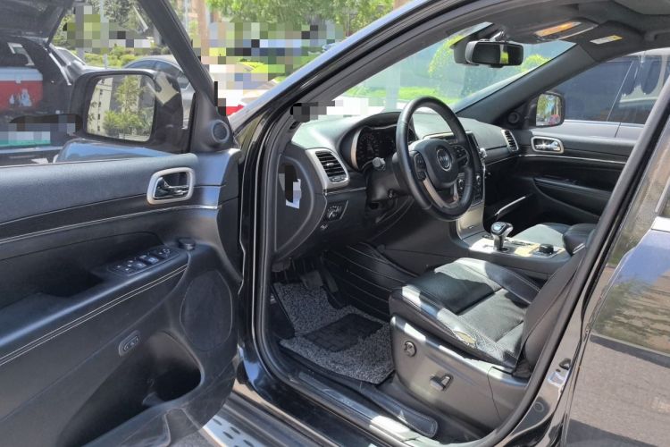 Used Jeep Grand Cherokee 2014 3.6L Elite Navigation Edition Driver Seat