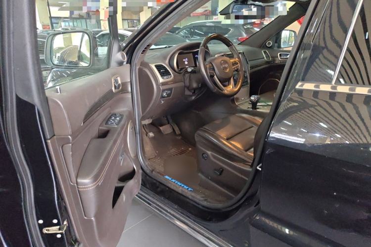 Used Jeep Grand Cherokee 2014 3.0L Flagship Zunyue Edition Driver Seat