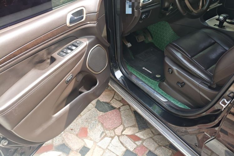Used Jeep Grand Cherokee 2014 3.0L Flagship Zunyue Edition Driver Seat