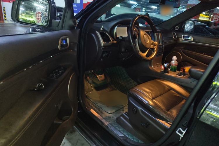 Used Jeep Grand Cherokee 2014 3.0L Flagship Zunyue Edition Driver Seat