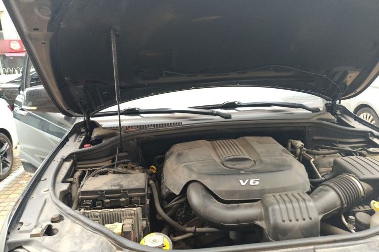 Used Jeep Grand Cherokee 2014 3.6L Elite Navigation Edition Engine Bay