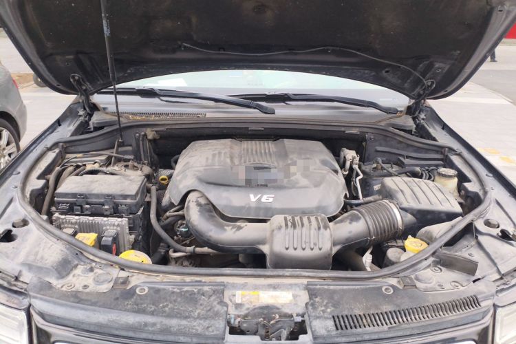 Used Jeep Grand Cherokee 2014 3.6L Elite Navigation Edition Engine Bay