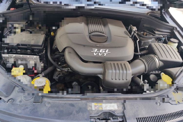 Used Jeep Grand Cherokee 2014 3.6L Elite Navigation Edition Engine Bay
