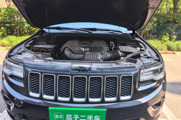Used Jeep Grand Cherokee 2014 3.6L Elite Navigation Edition Engine Bay
