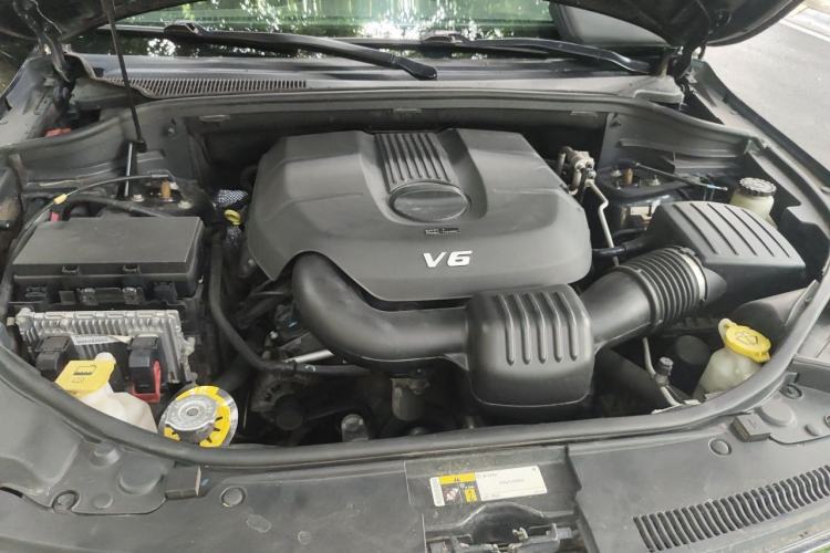 Used Jeep Grand Cherokee 2014 3.0L Flagship Zunyue Edition Engine Bay
