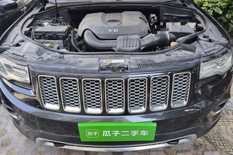 Used Jeep Grand Cherokee 2014 3.6L Elite Navigation Edition Engine Bay