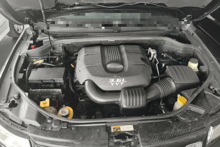 Used Jeep Grand Cherokee 2014 3.6L Elite Navigation Edition Engine Bay