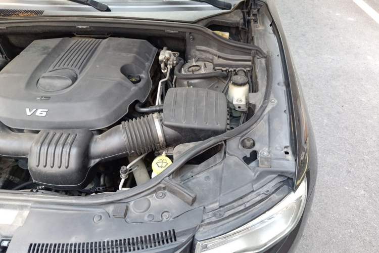 Used Jeep Grand Cherokee  Engine Bay Left
