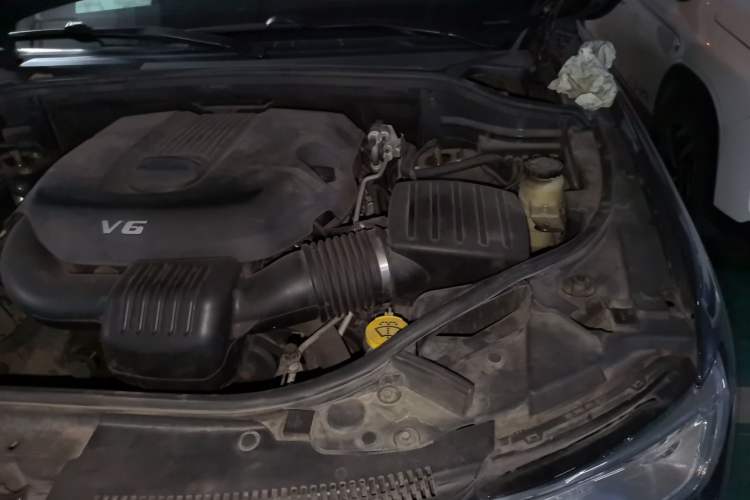Used Jeep Grand Cherokee 2014 3.6L Elite Navigation Edition Engine Bay Left