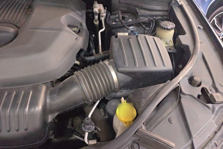 Used Jeep Grand Cherokee 2014 3.0L Flagship Zunyue Edition Engine Bay Left