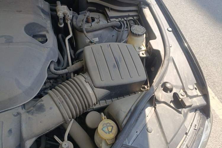 Used Jeep Grand Cherokee 2014 3.6L Elite Navigation Edition Engine Bay Left