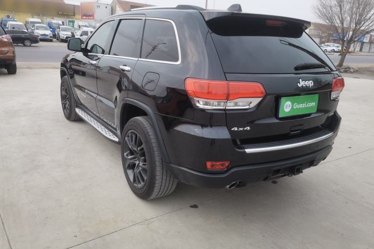 Used Jeep Grand Cherokee 2014 3.6L Elite Navigation Edition Exterior 2