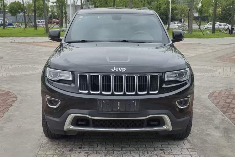 Used Jeep Grand Cherokee 2014 3.6L Elite Navigation Edition Exterior 4