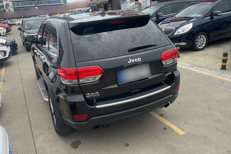 Used Jeep Grand Cherokee 2014 3.0TD Diesel Comfort Navigation Version Exterior 5