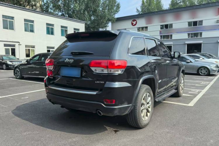 Used Jeep Grand Cherokee 2014 3.6L Elite Navigation Edition Exterior 5