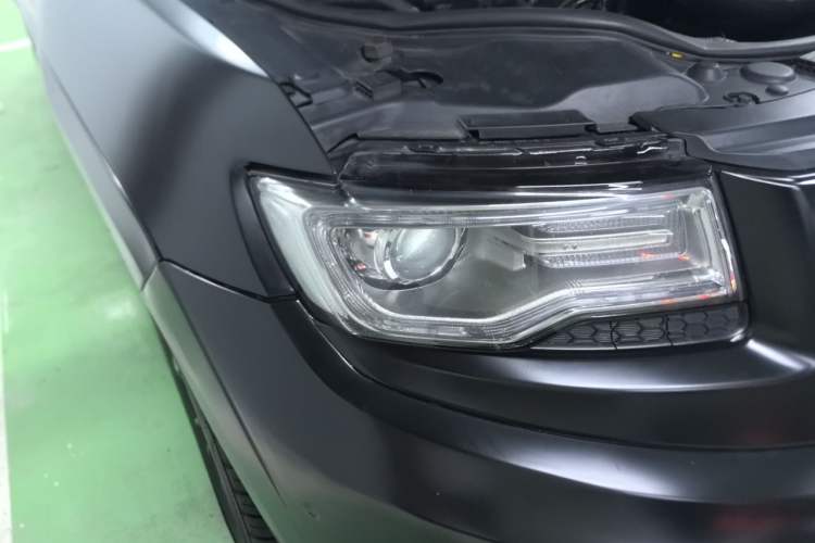 Used Jeep Grand Cherokee 2014 3.0L Flagship Zunyue Edition Exterior 6