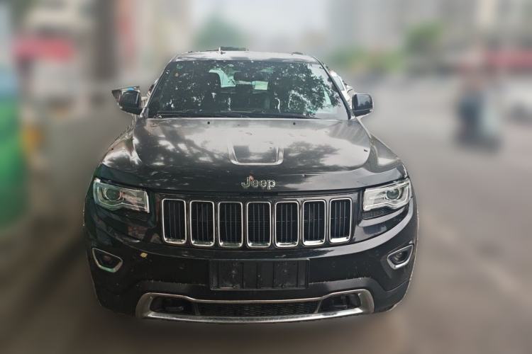 Used Jeep Grand Cherokee 2014 3.0L Comfort Navigation Edition Front