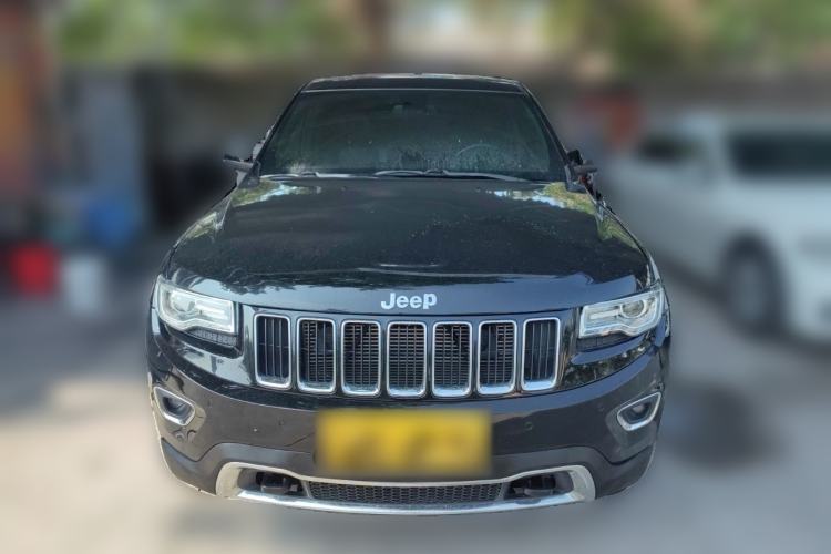 Used Jeep Grand Cherokee 2014 3.0L Comfort Navigation Edition Front