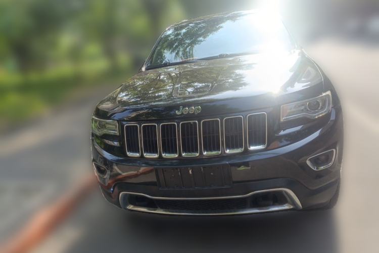 Used Jeep Grand Cherokee 2014 3.6L Elite Navigation Edition Front