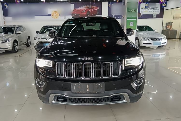 Used Jeep Grand Cherokee 2014 3.6L Elite Navigation Edition Front