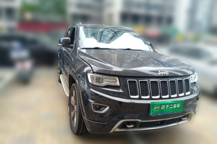 Used Jeep Grand Cherokee 2014 3.6L Elite Navigation Edition Front Right 45 Deg