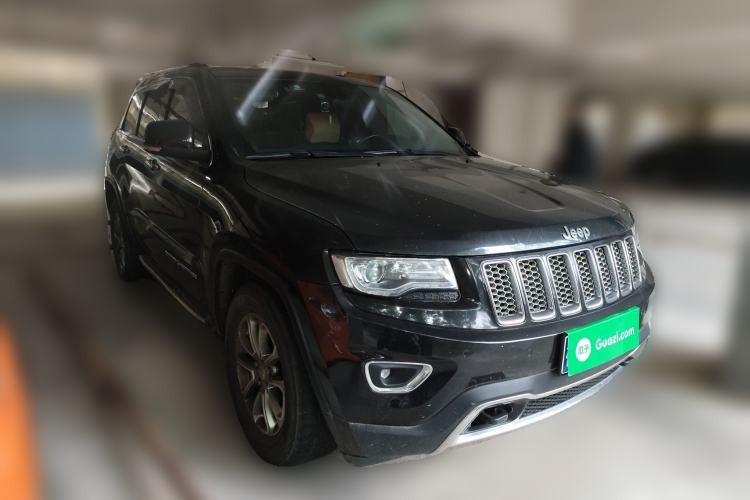 Used Jeep Grand Cherokee 2014 3.6L Elite Navigation Edition Front Right 45 Deg