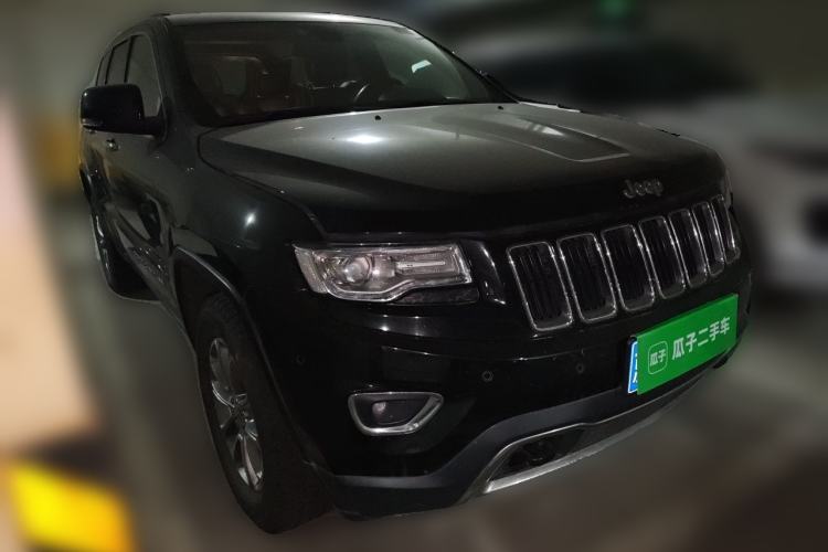 Used Jeep Grand Cherokee 2014 3.6L Elite Navigation Edition Front Right 45 Deg